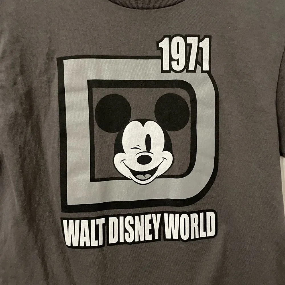 1971 Walt Disney World t shirt - Picture 2 of 4
